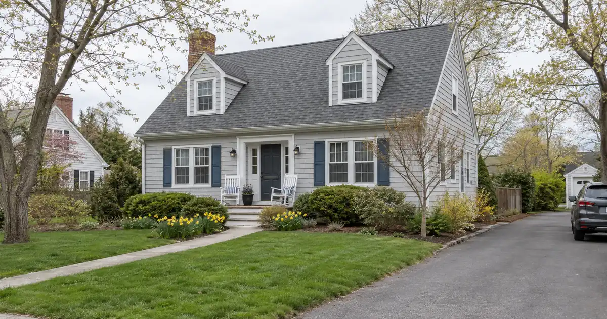 How Lenders Compare Income Methods to Qualify a Realtor for the Most Mortgage