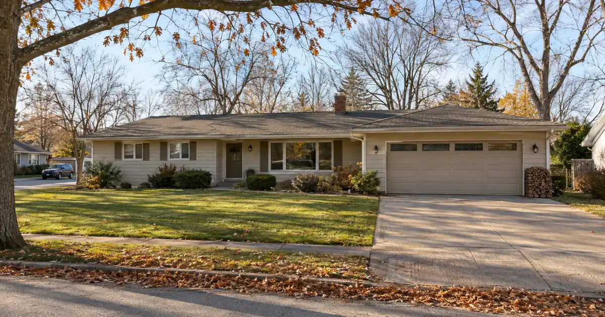 How a Partial-Owner Physician Qualifies on a Bank Statement Mortgage