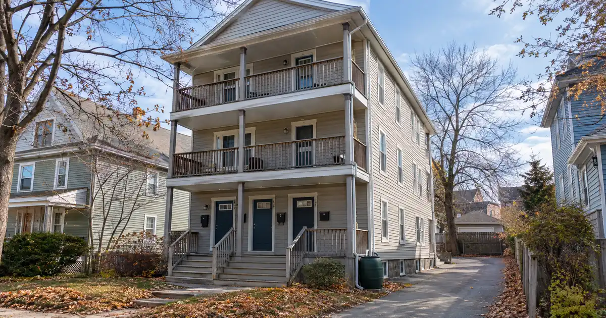 FHA vs Bank Statement vs DSCR for a 2-4 Unit House-Hack