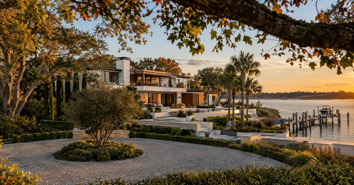 Is a Piggyback Worth the Second Closing Just Over the Jumbo Loan Limit?