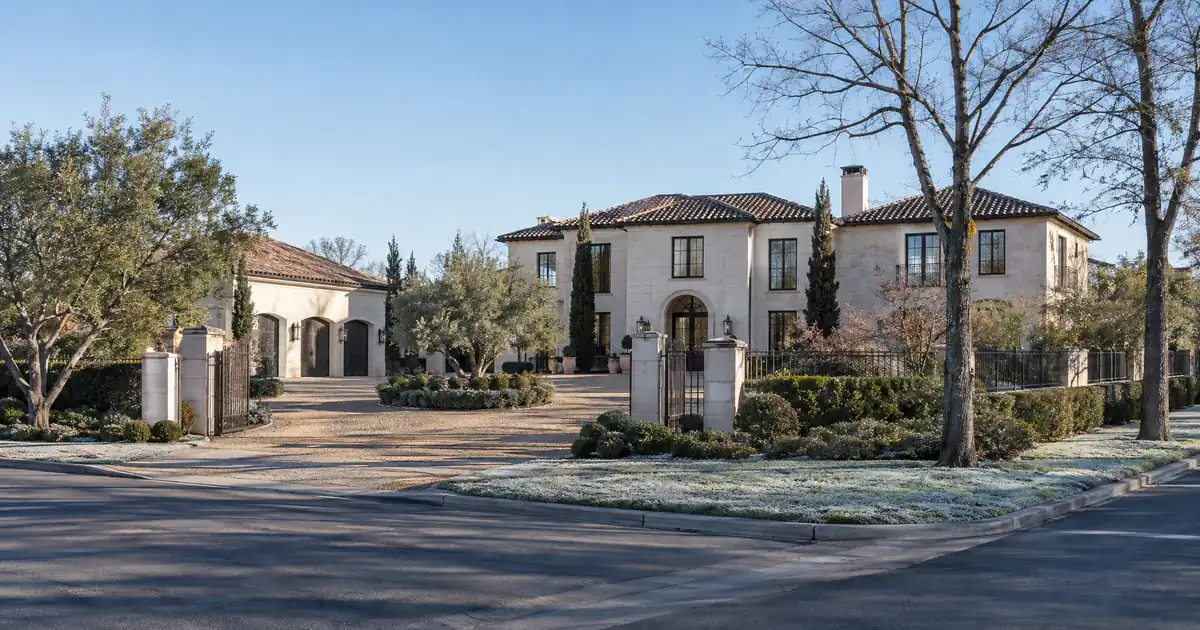 How to Get a Jumbo Loan With Less Down and No Mortgage Insurance