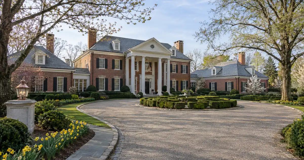 How Much Does a Jumbo Loan Appraisal Cost on a Second Home, and When Is It Ordered?