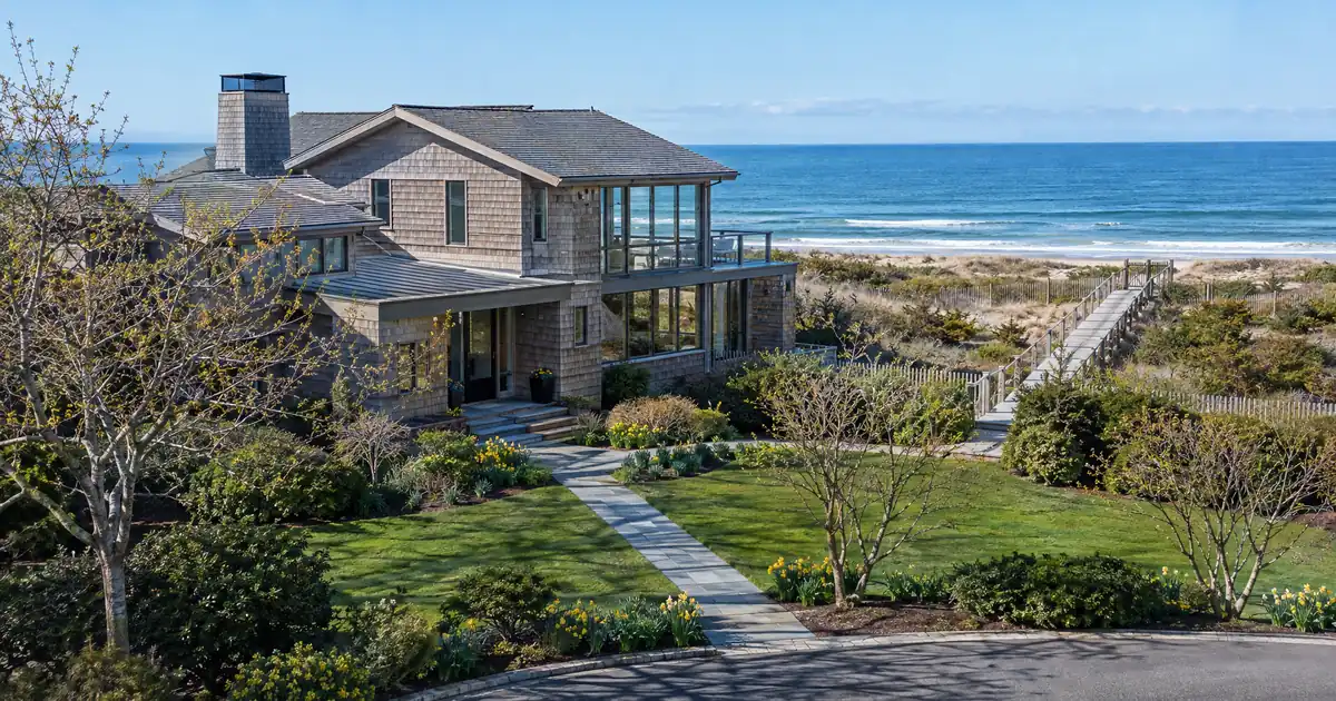 How Much Down a Jumbo Loan Requires on an Investment Property