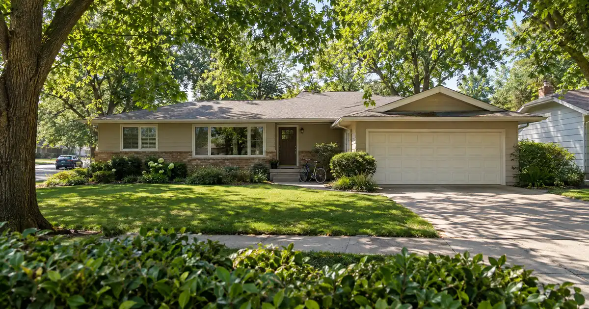 Bank Statement Loan vs Conventional Mortgage for a Self-Employed Buyer