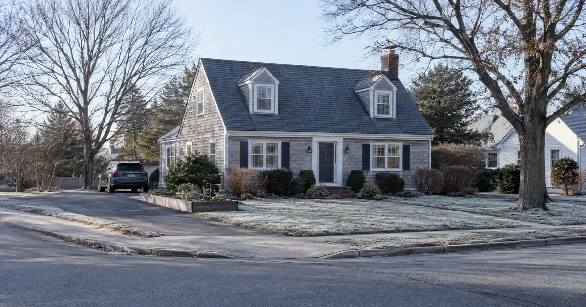 LLC vs Personal Name on a DSCR Loan for an Out-of-State Investor