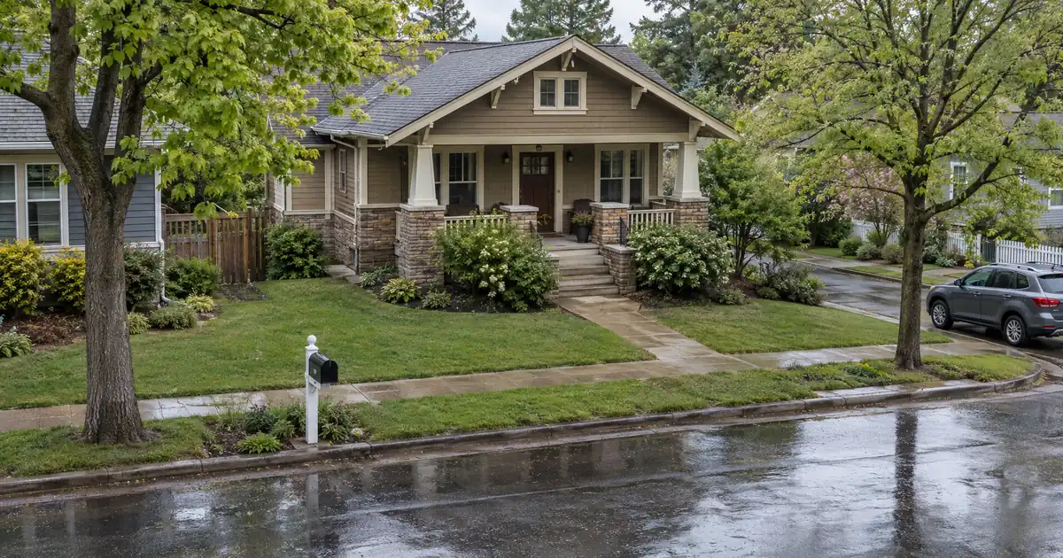 Can a Sole Proprietor Buy a Rental on Bank Statements?