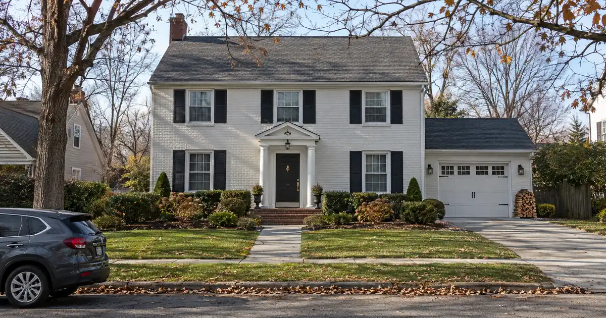 Can a 1099 Contractor Buy a Home Without Filing Tax Returns?