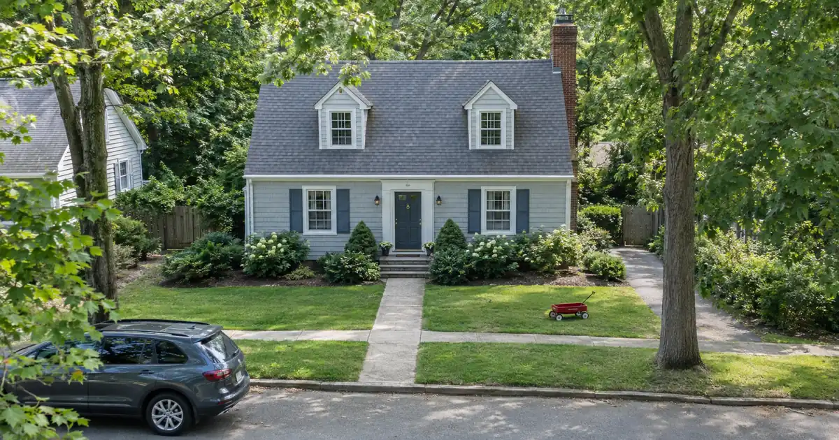 Should an LLC Rental Use a DSCR Refi Over Conventional?