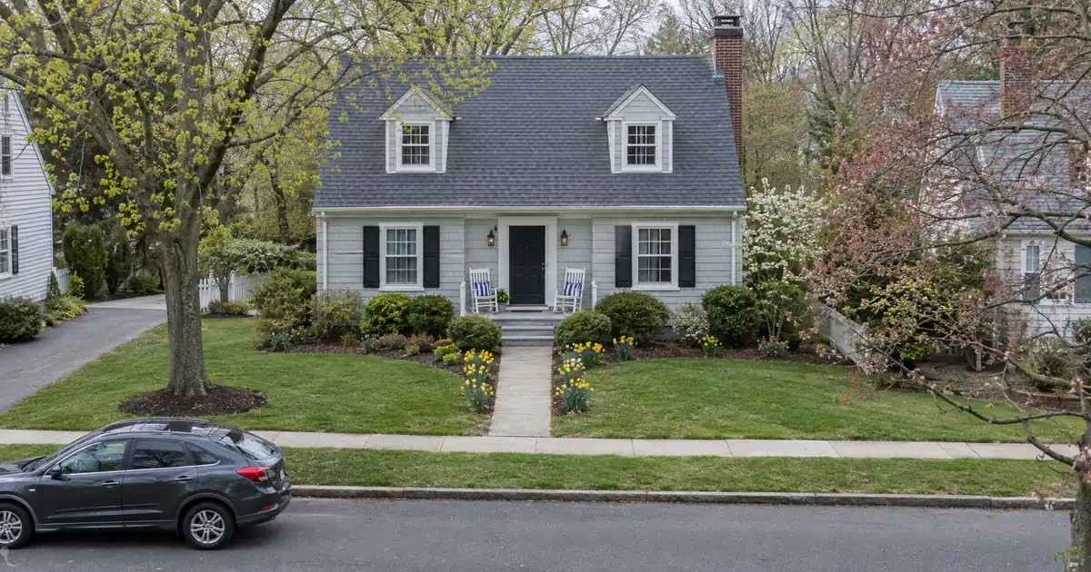 How Much Is the Minimum Down Payment on a DSCR Purchase Loan by Property Type?