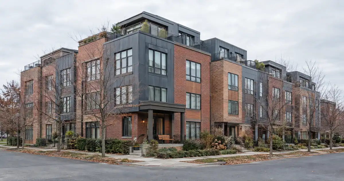 How a Non-Warrantable Condo Is Defined and How HOA Dues Enter DSCR PITIA