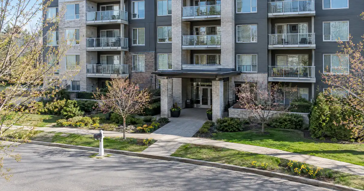 How Non-Warrantable Condo DSCR Rules Work for an Out-of-State Rental Investor