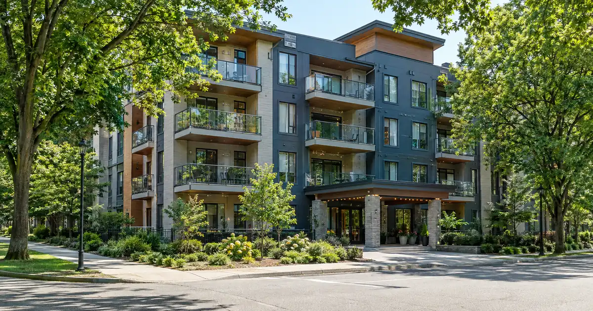 How DSCR Condo Loan HOA Dues and PITIA Work for STR Investors