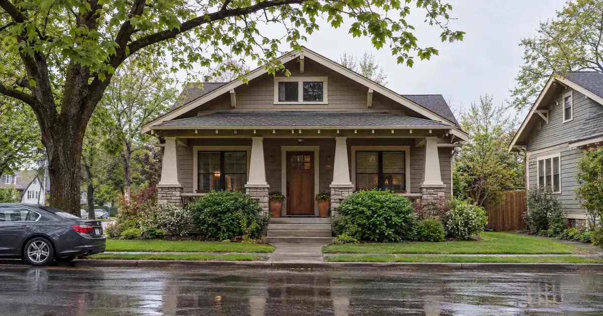 How an Interest-Only Bank Statement Loan Sizes a Second Home Purchase