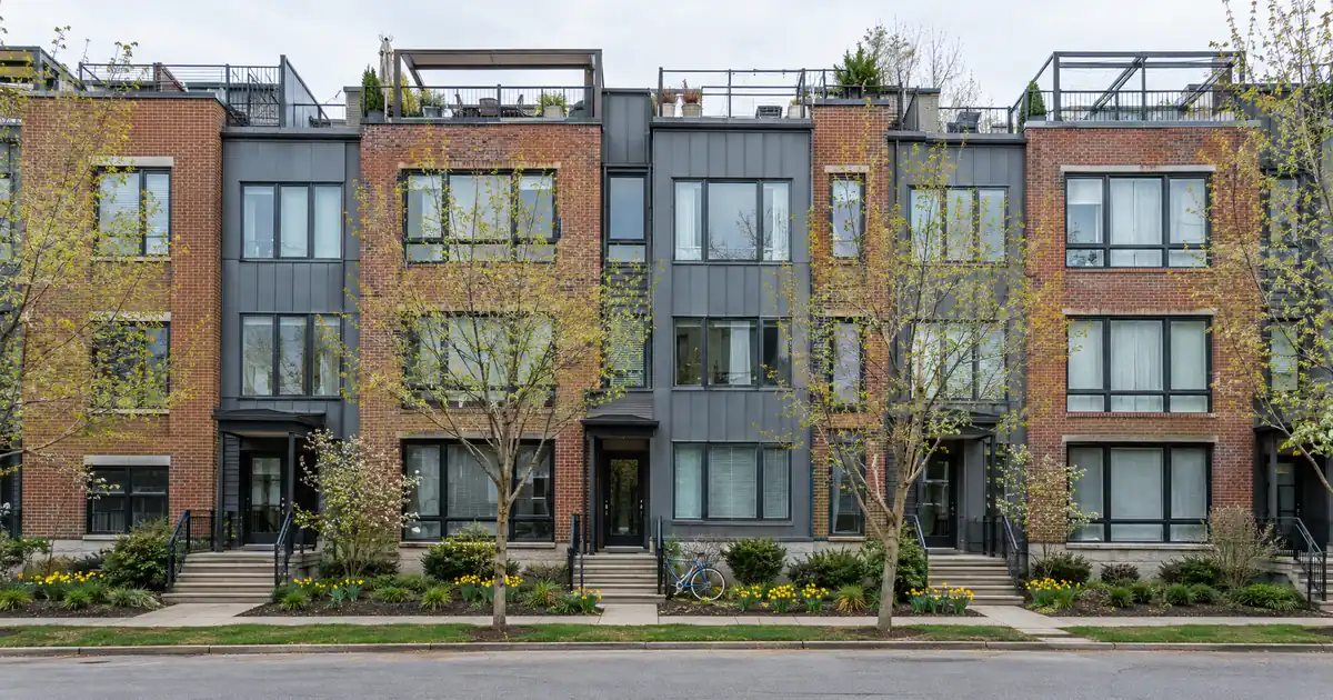 How HOA Dues and Condo Status Affect DSCR PITIA