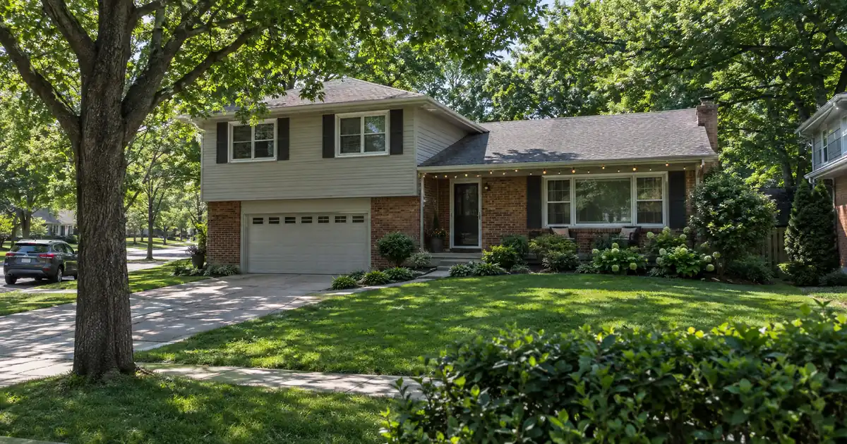How a 40-Year or Interest-Only Bank Statement Loan Cuts the Monthly Payment