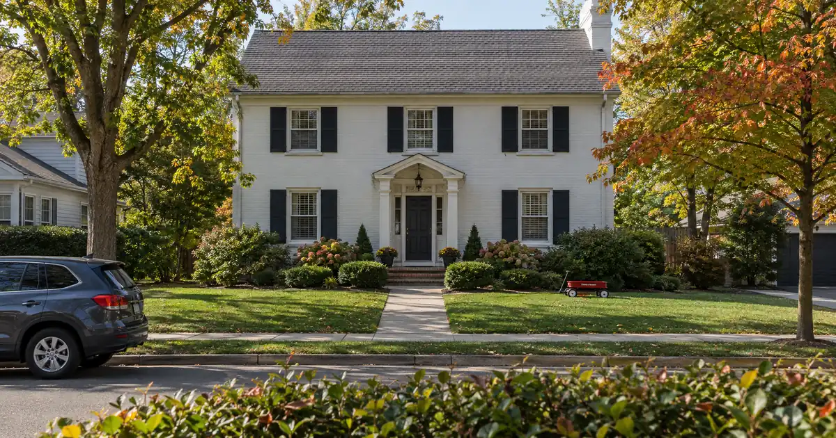 How a Contractor Documents a Large Deposit for a Bank Statement Loan