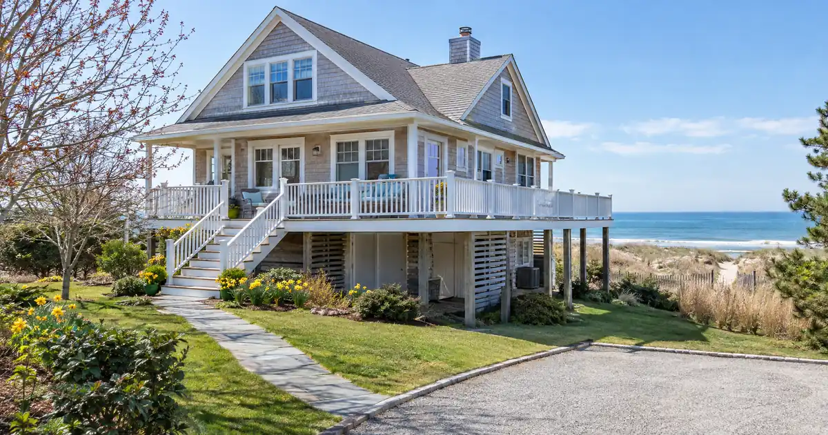 Can an Airbnb Host Run a Primary Home Full-Time on a Bank Statement Loan?