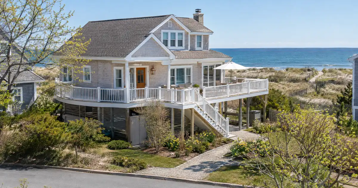 How a DSCR Lender Sizes a First Airbnb Purchase With No History