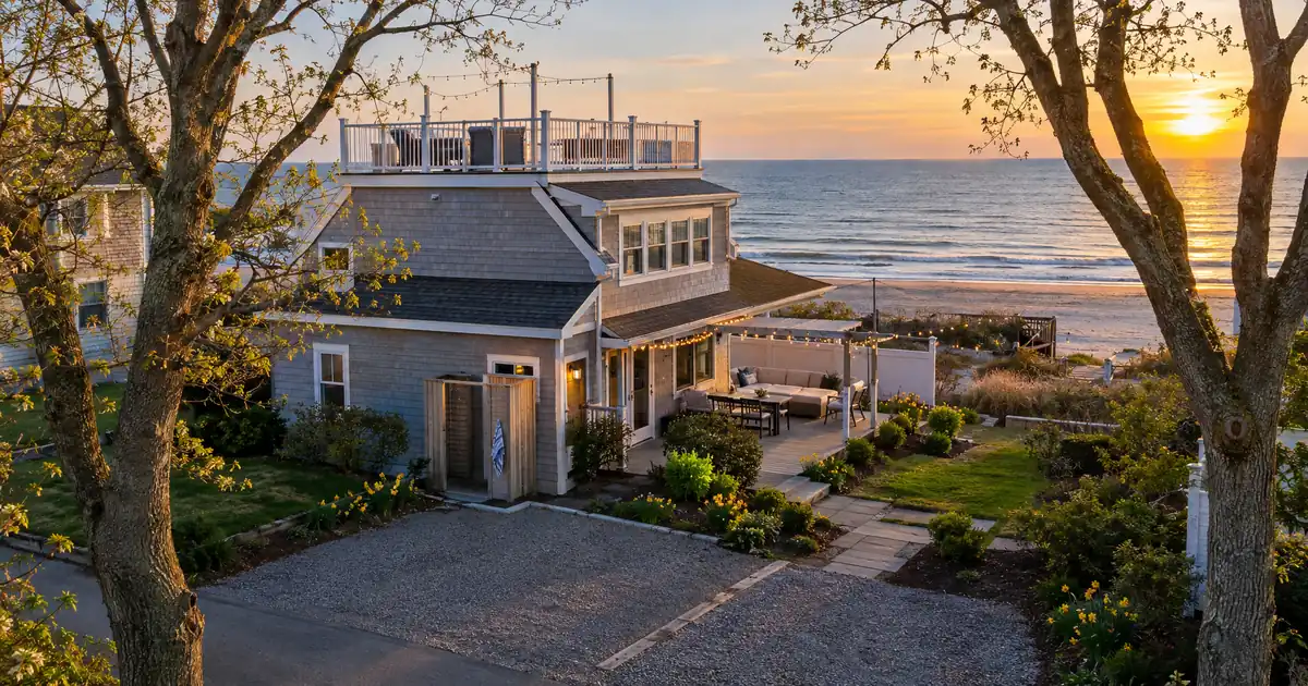 How DSCR Loan Rules Work for a Beach Short-Term Rental Market