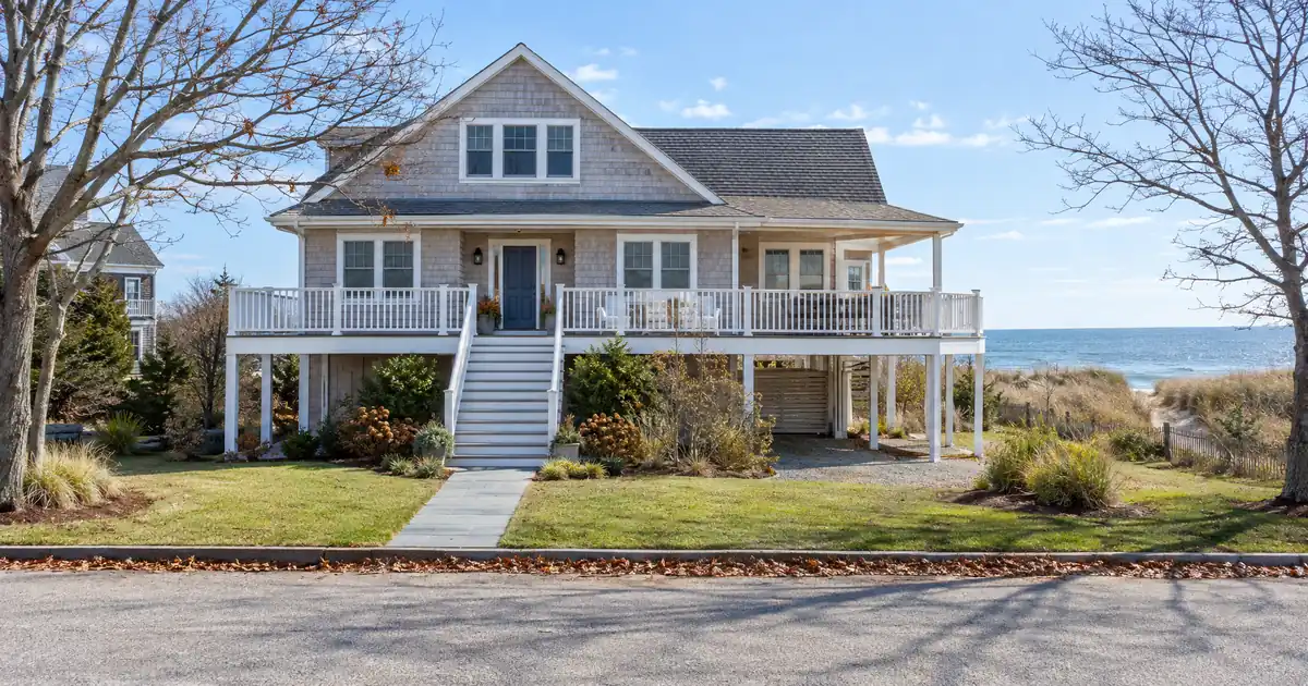 How to Qualify for a DSCR Loan for a Short-Term Rental in an HOA Community