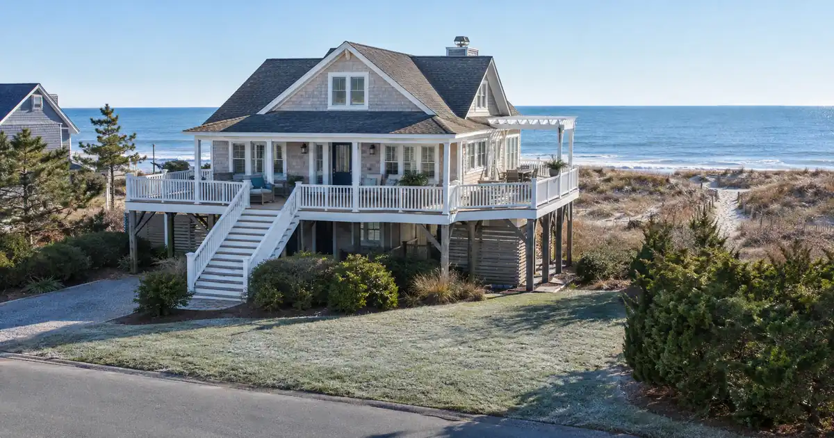 Short-Term Rental DSCR vs Standard DSCR for a Flexible-Use Rental