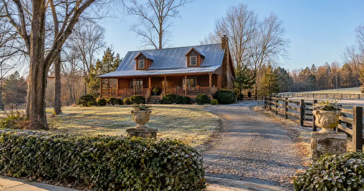 How to Finance a Rural Resort Unit as an Airbnb With a DSCR Loan