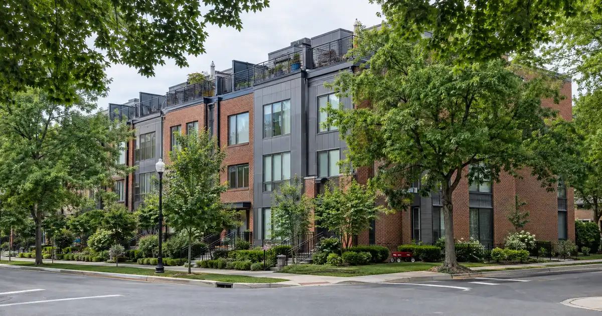 How to Set a Maximum Offer Price on a Short-Term Rental Condo