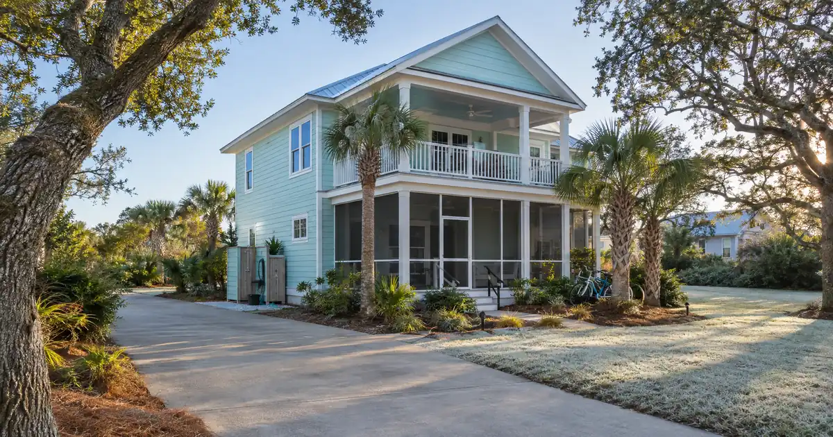 How Short-Term Rental DSCR Income Rules Treat Gross Bookings and Payouts