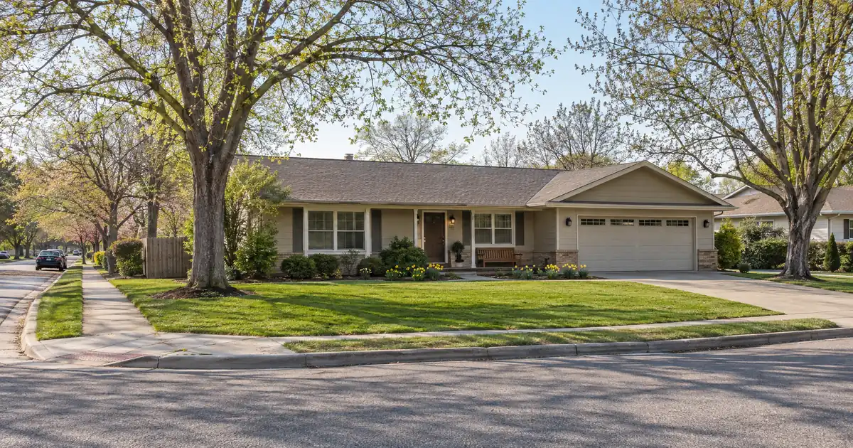 How a Self-Employed Mortgage Works When Your Income Changes Every Year