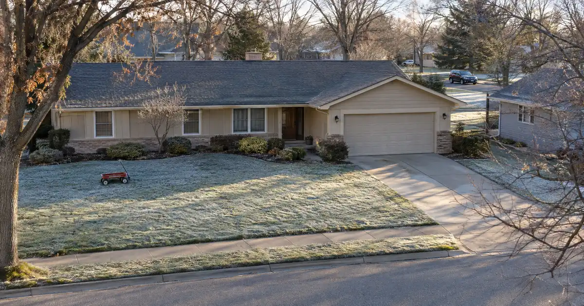 How to Qualify for a Mortgage With One Year of Tax Returns