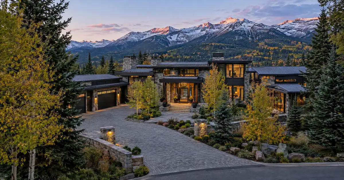 How to Cash-Out Refinance a Jumbo Mortgage