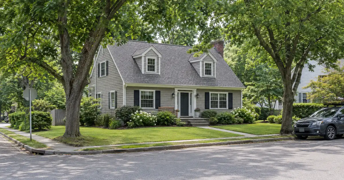 How a Rate-and-Term Refinance Works on a Rental Property