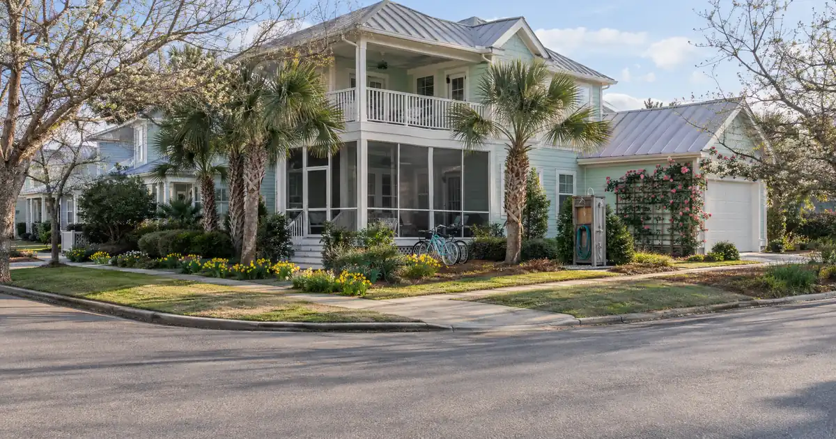 How the 14-Day Owner-Use Rule Works on a Short-Term Rental Loan