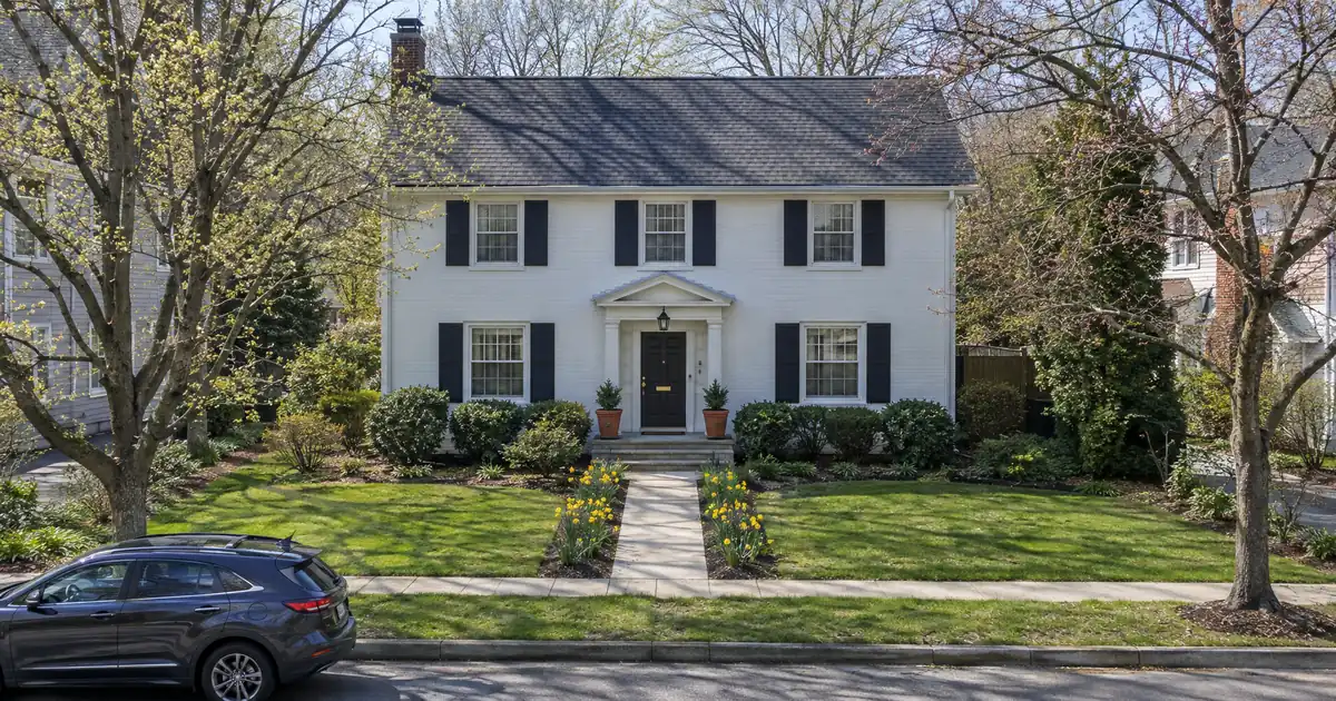 Is a DSCR Loan Better Than a Portfolio Loan for Buy-and-Hold Investors?