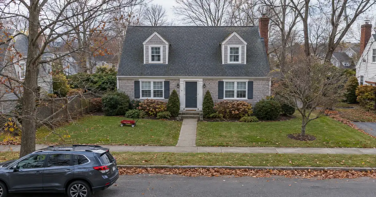 How to Count Properties Toward a Portfolio DSCR Loan as a W-2 Investor