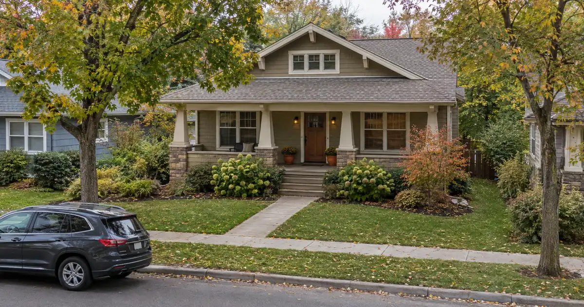 Does a Blanket DSCR Loan Save Money on Ten or More LLC Doors?