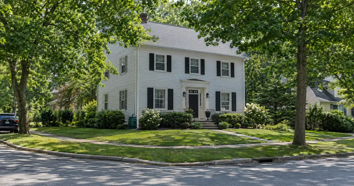 How to Pool Rentals in a DSCR Loan as a W-2 Investor Near the Cap