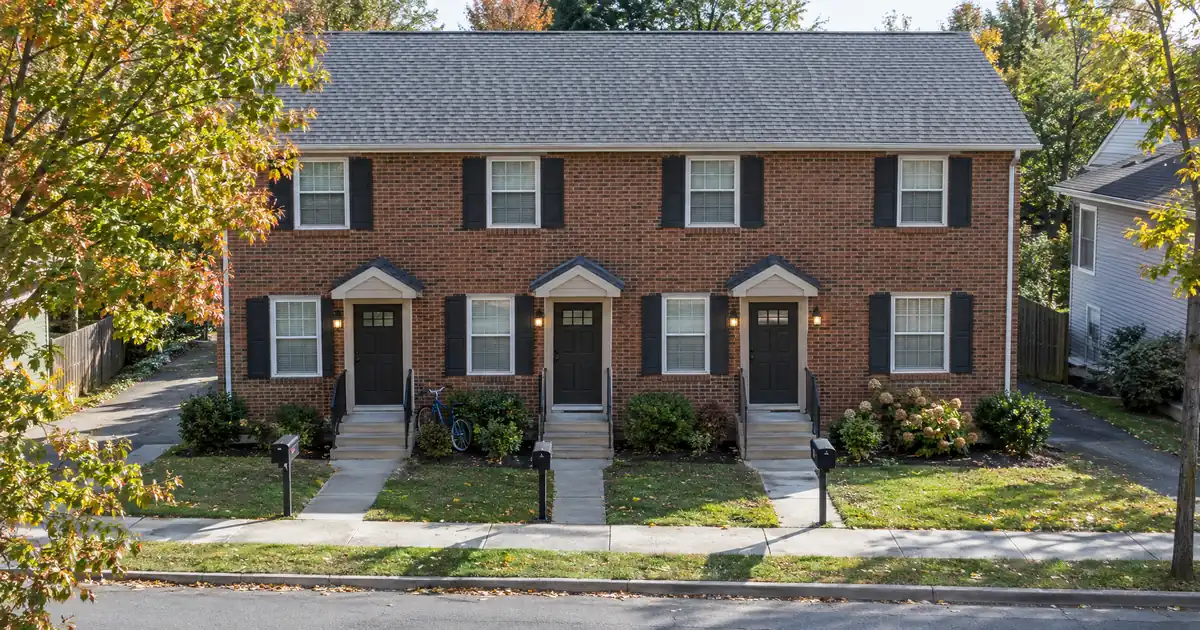 House-Only DSCR Pool vs Houses Plus a Fourplex