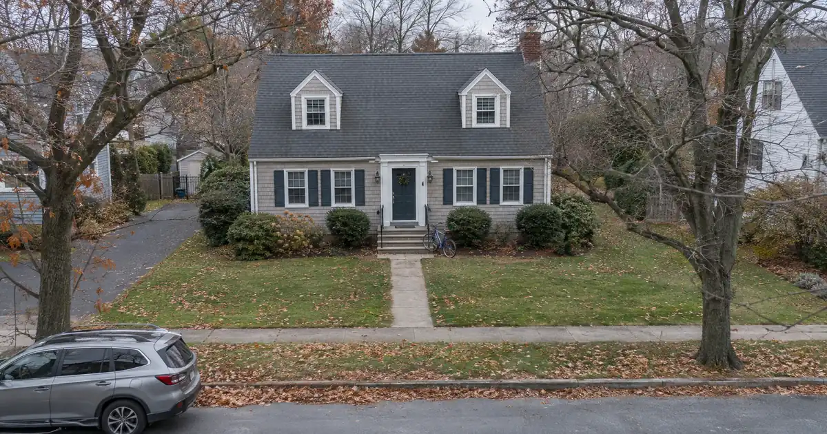 Should a Landlord With a Few Rentals Pay for a Non-Recourse DSCR Loan?