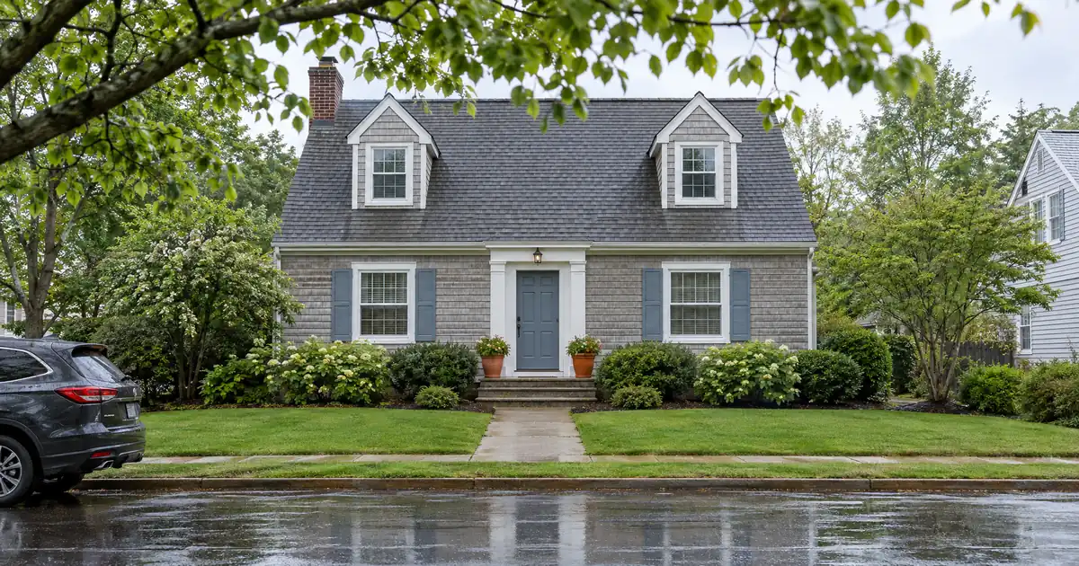 How a Portfolio DSCR Loan Handles Title on Every House