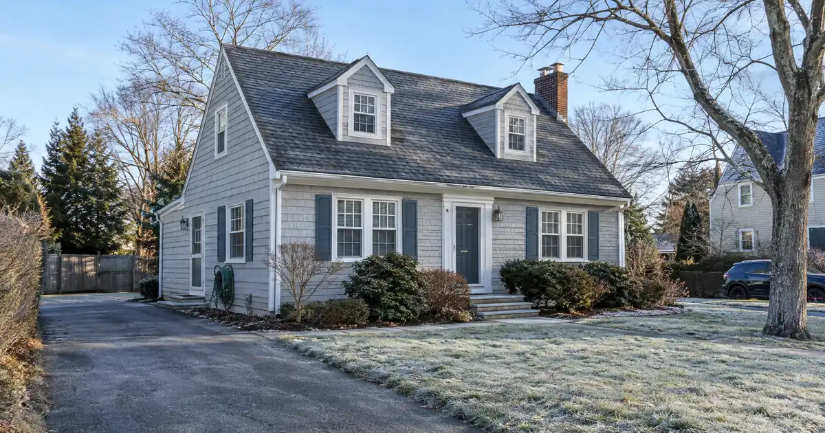 How a DSCR Portfolio Loan Adds Rentals in a Second Market