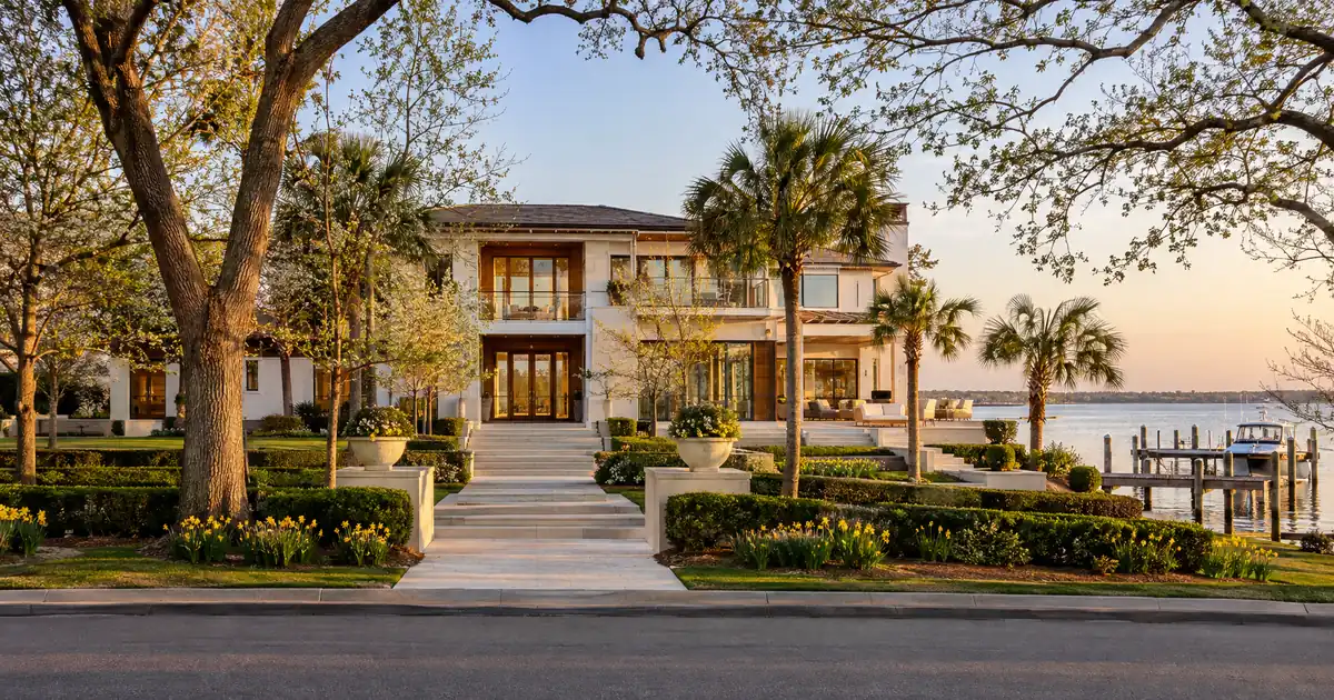 Can You Sell One Property Out of a Blanket Super Jumbo DSCR Loan?