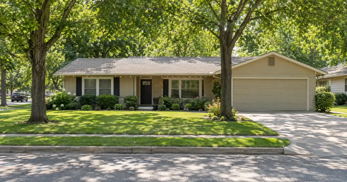 Can a Landlord With Thin Tax Returns Cash Out Rentals on One DSCR Loan?