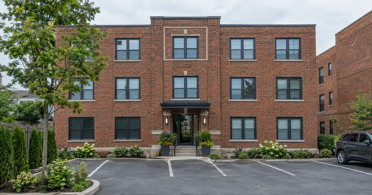 Rental HELOC vs Portfolio Credit Line Options for a Twenty-Door Operator