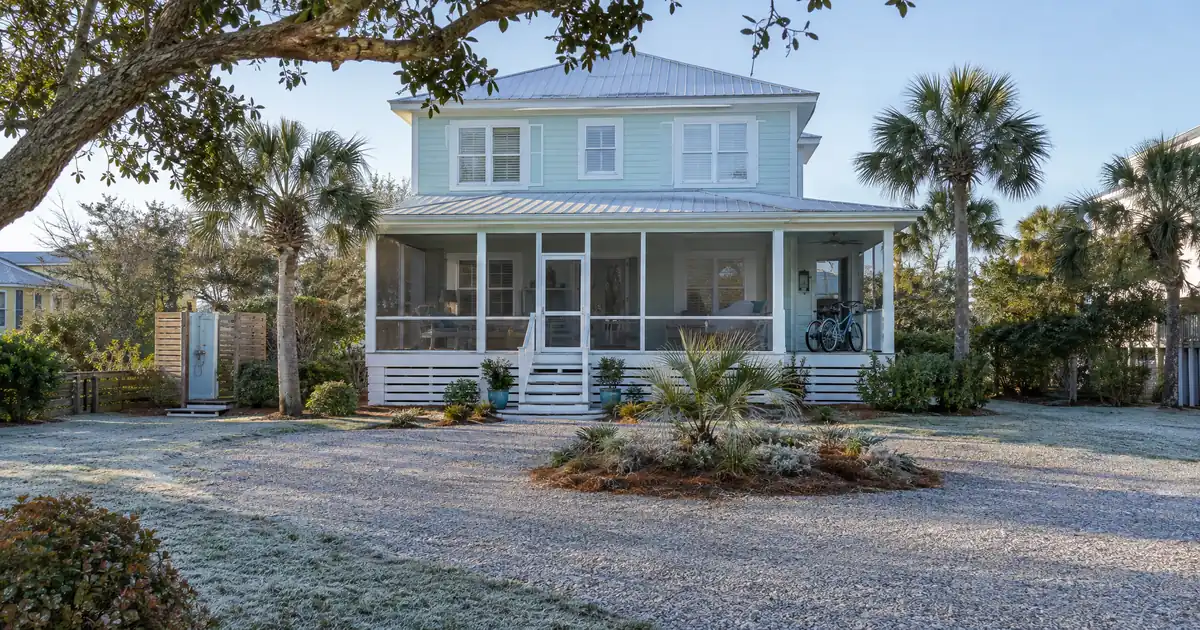 How Seasonal Income Counts When Timing a Short-Term Rental Cash-Out