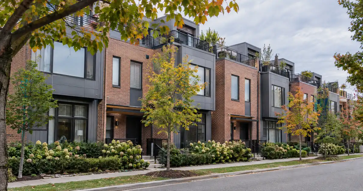 Condo With High Dues vs. a House at the Same Rent on DSCR