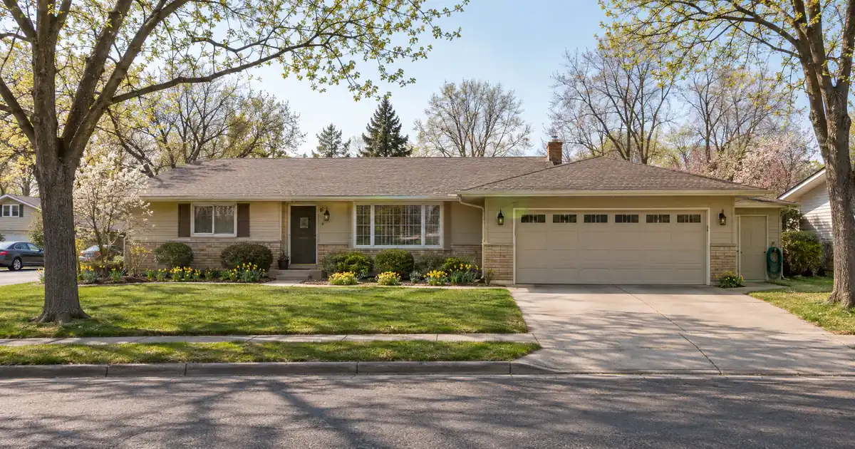Can You Scale Past Ten Rentals With a DSCR Loan After a Short Sale?