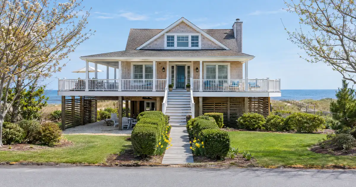 Current Carrier vs Re-Quote for an Airbnb DSCR Refinance