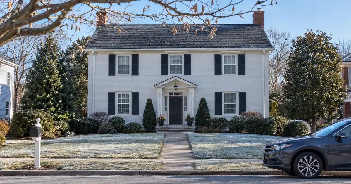 Should a Scattered-Site Investor Close a Short DSCR Refinance or Wait?