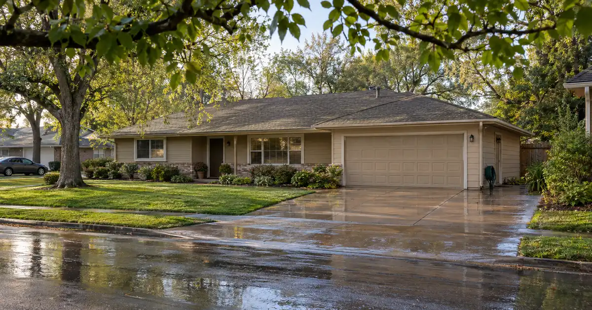 Should You Replace a Locked-in First Mortgage With a DSCR Loan?